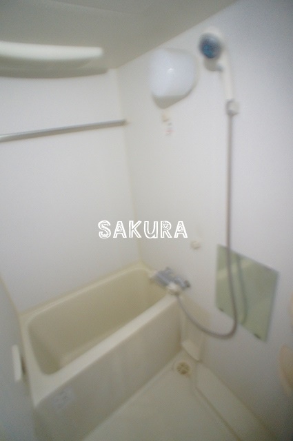 バス・シャワールーム　日々の疲れを癒すお風呂です♪