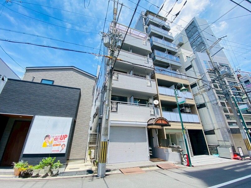 建物外観　外観は落ち着いています