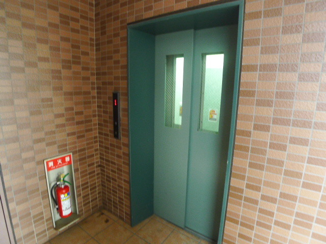 セキュリティ　エレベーター付きです！