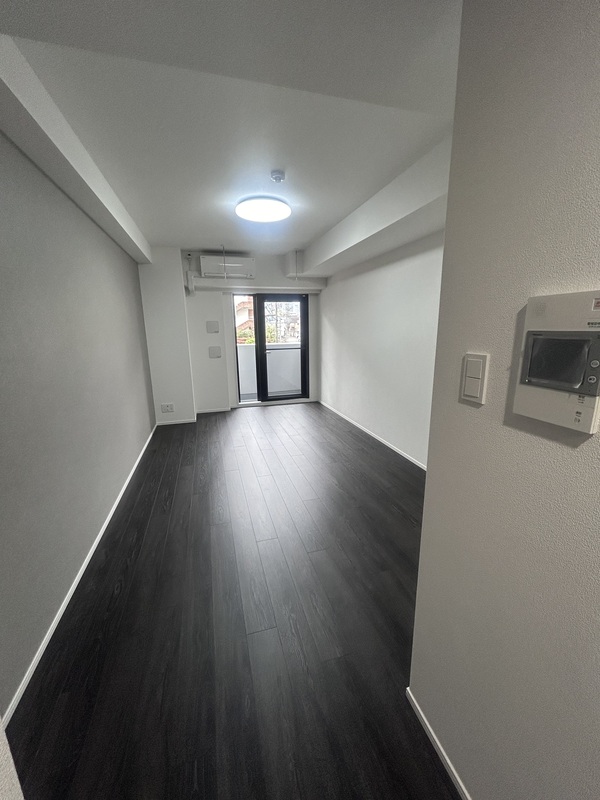 RELUXIA CITY 北新宿の居間写真