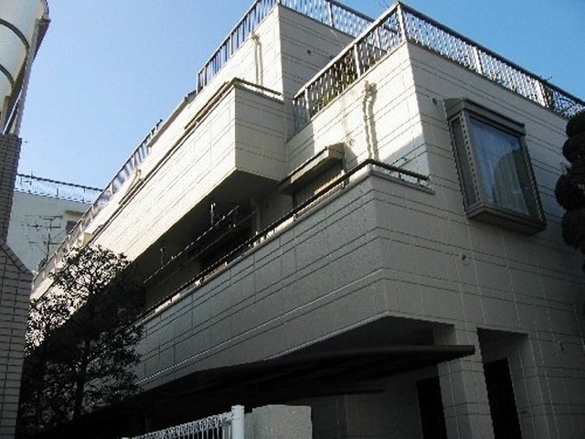 建物外観　２０２１年９月撮影