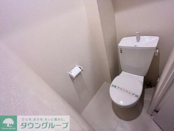 スヴァートブルンのトイレ写真
