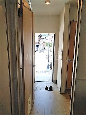 プリムラ梶島の玄関写真