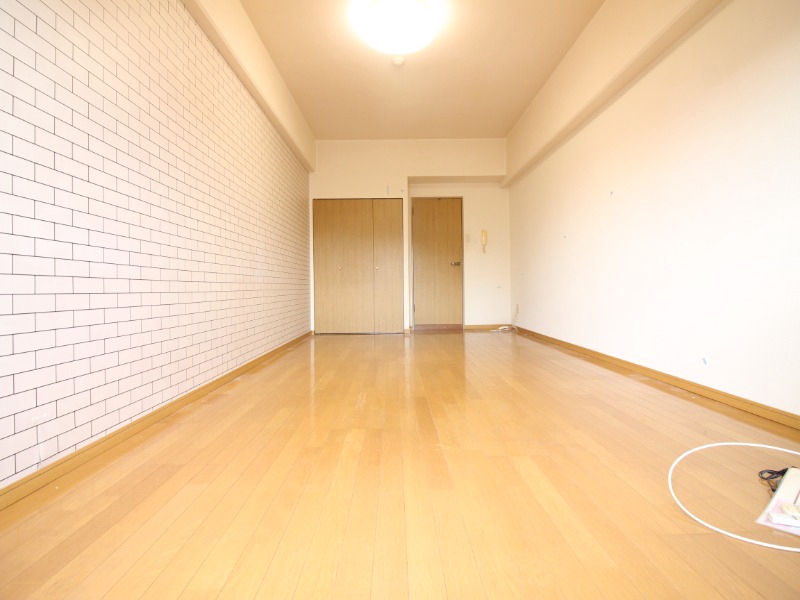ＪＲ鹿児島本線 西小倉駅 徒歩13分 11階建 築31年の居間写真