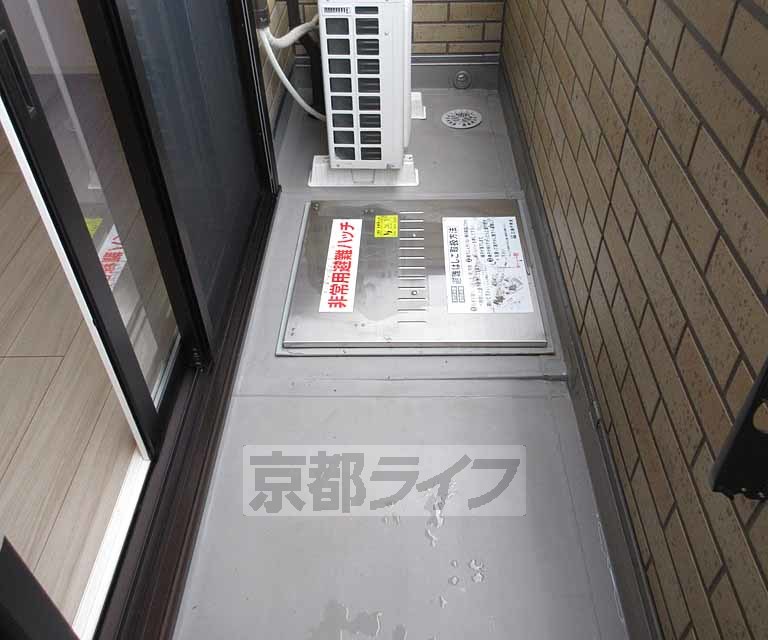 バルコニー　バルコニー広々！