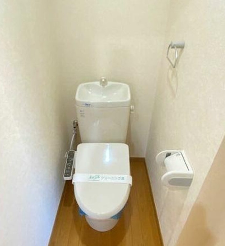 トイレ　同仕様写真含む