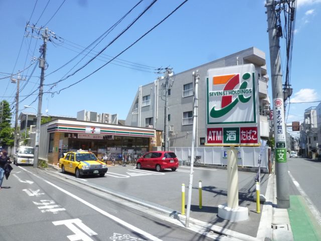 コンビニ　セブンイレブン（コンビニ）まで560m