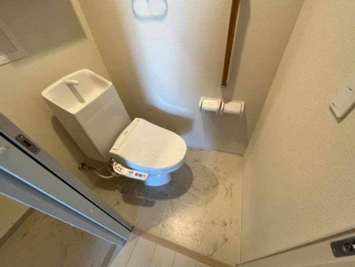 東京メトロ東西線 木場駅 徒歩15分 8階建 築4年のトイレ写真