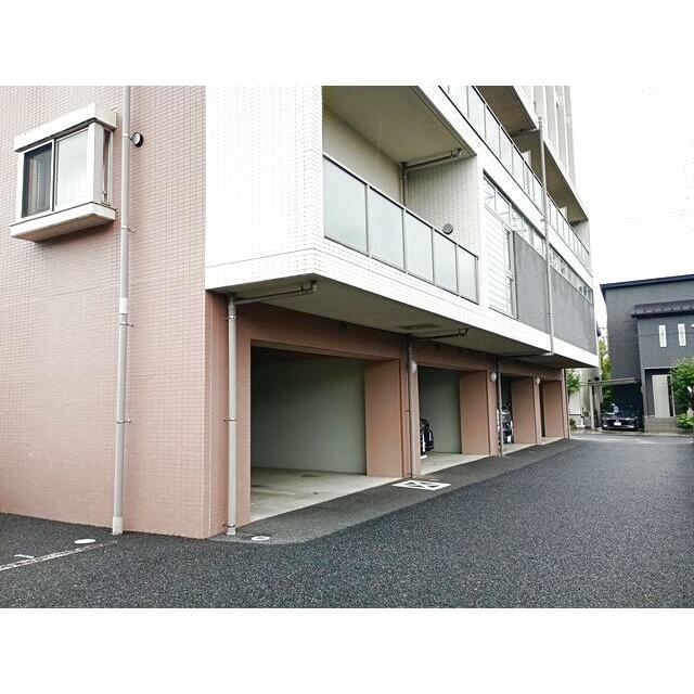 ChaRLesIIのその他写真