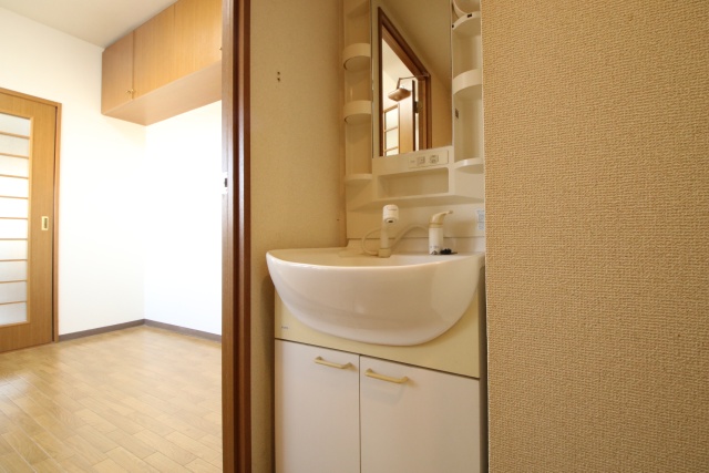 洗面設備　※他のお部屋の参考写真です。