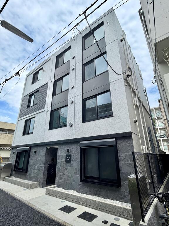 東京メトロ日比谷線 広尾駅 徒歩11分 築1年