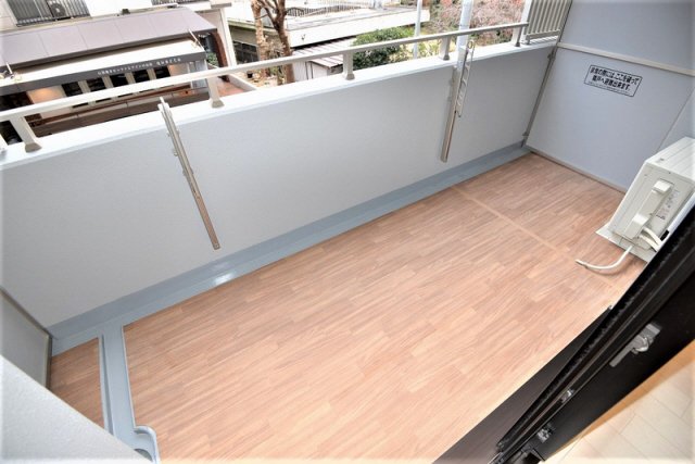 バルコニー　写真は同マンションの別のお部屋のものです