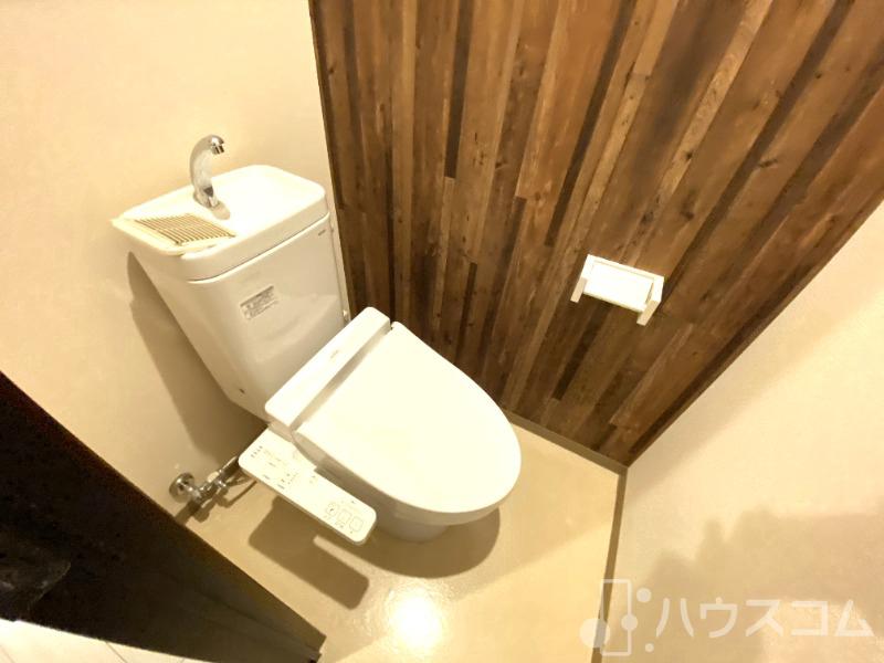 阪急神戸線 神崎川駅 徒歩14分 3階建 築11年のトイレ写真