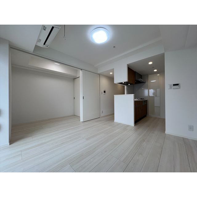 居室・リビング　※写真は１２０２号室