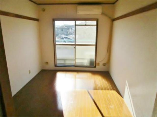 その他部屋・スペース　明るい洋室です