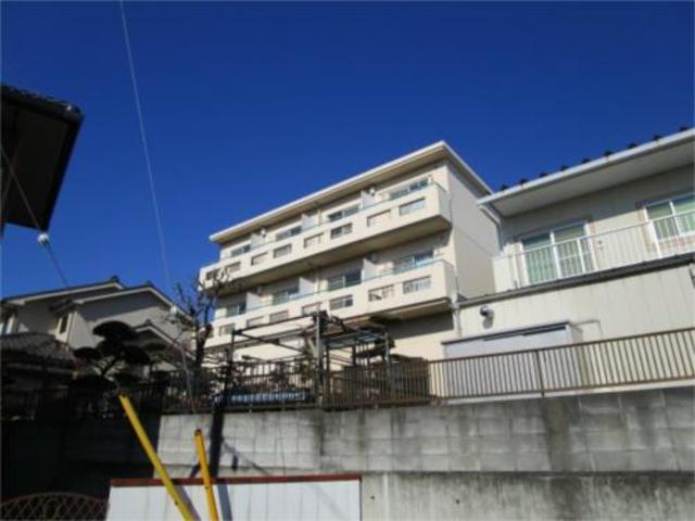 建物外観　陽当たり良好なマンションです