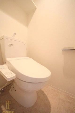京阪本線 天満橋駅 徒歩6分 15階建 築11年のトイレ写真