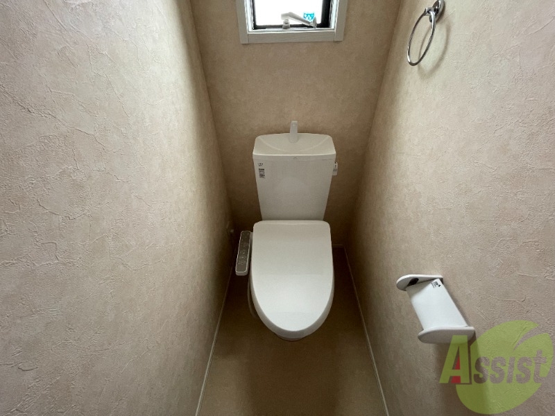 トイレ　トイレスペースも問題なく使用出来そうですね。