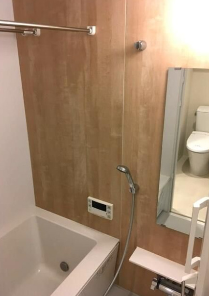 バス・シャワールーム　別部屋の画像を使用しております。