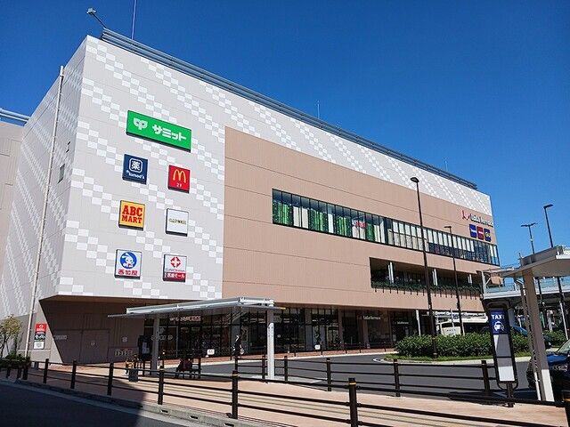 ショッピングセンター　ららテラス北綾瀬（ショッピングセンター）まで952m