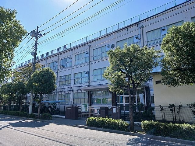 小学校　足立区立東綾瀬小学校（小学校）まで929m
