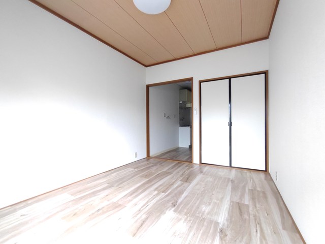 サダヨシベルシオン A棟の居間写真