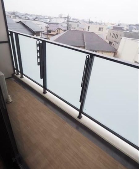 バルコニー　※同仕様写真含む
