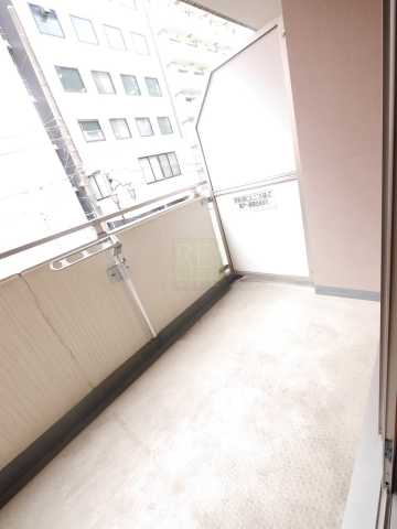 バルコニー　アクロス新宿