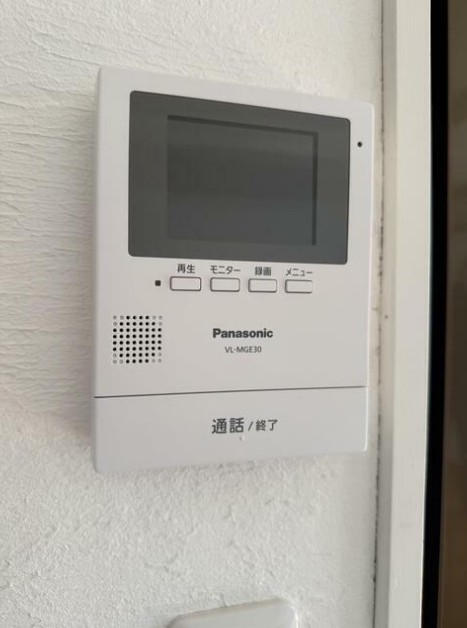 セキュリティ　安心のモニター付きインターホンです♪