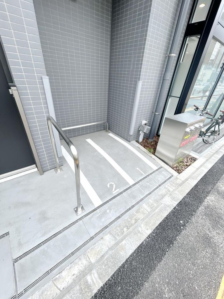 都営大江戸線 両国駅 徒歩2分 13階建 築4年の外観写真