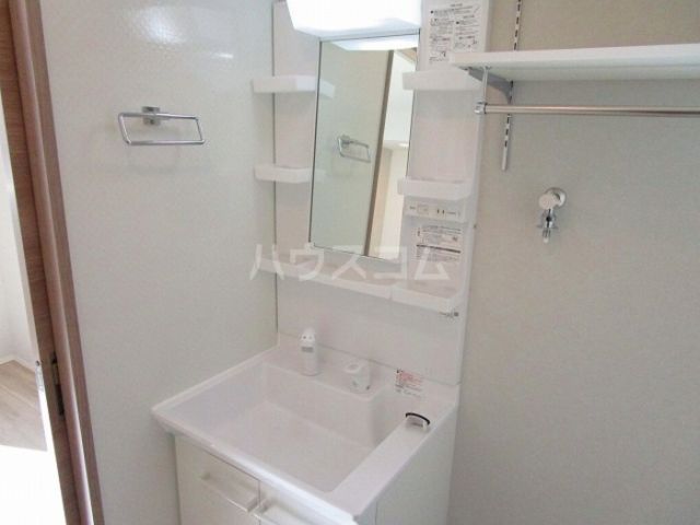 トリシア・ポイント城北の居間写真