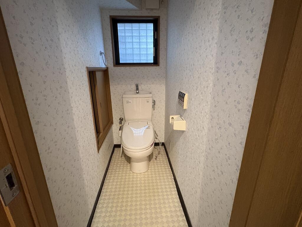 和泉市のぞみ野貸家のトイレ写真