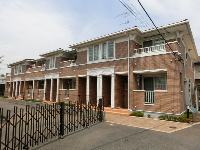 建物外観　2年毎の更新料が不要