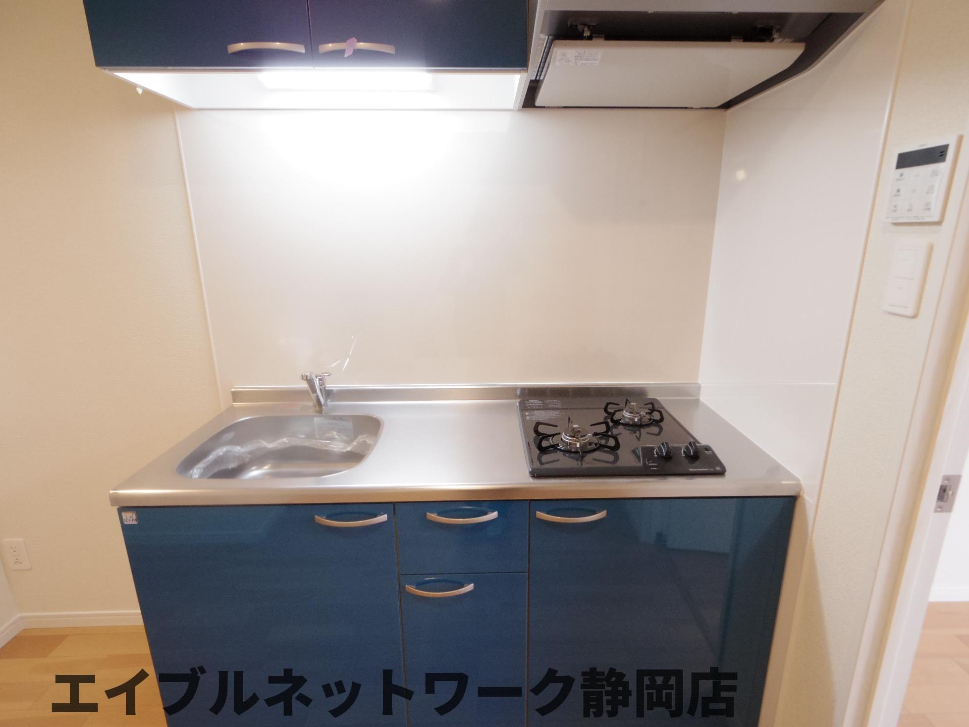 静岡鉄道静岡清水線 日吉町駅 徒歩7分 5階建 築9年のキッチン写真