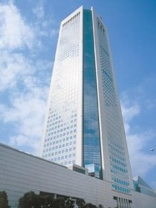 ショッピングセンター　東京オペラシティビル東京オペラシティタワー（ショッピングセンター）まで731m