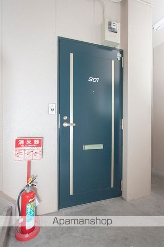 VILLA横須賀中央の外観写真