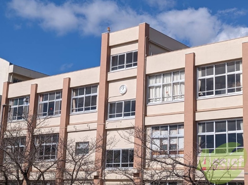 小学校　神戸市立押部谷小学校（小学校）まで1455m