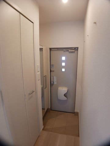 玄関　シンプルで使いやすい玄関です