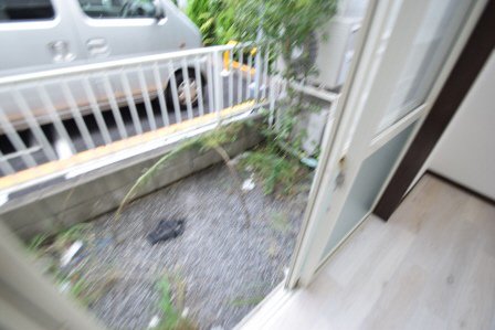 バルコニー　南西向きのバルコニーです