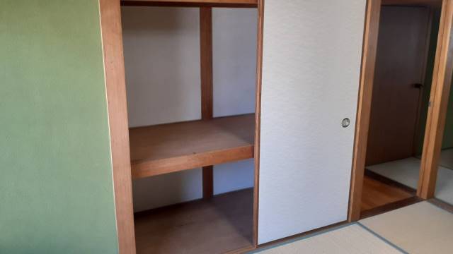 毛穴町貸家の内装写真