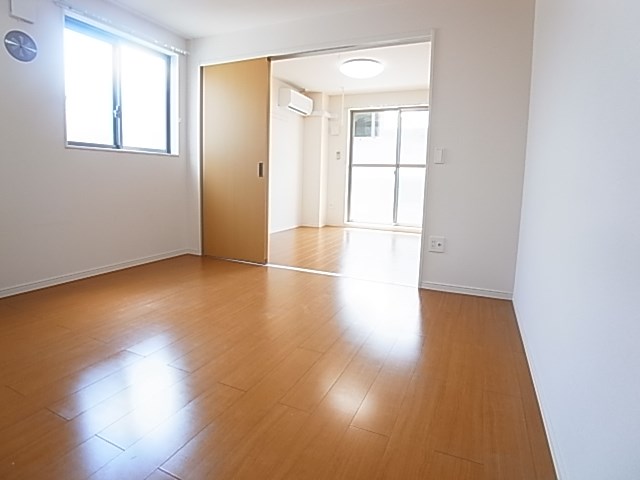 居室・リビング　同仕様別部屋