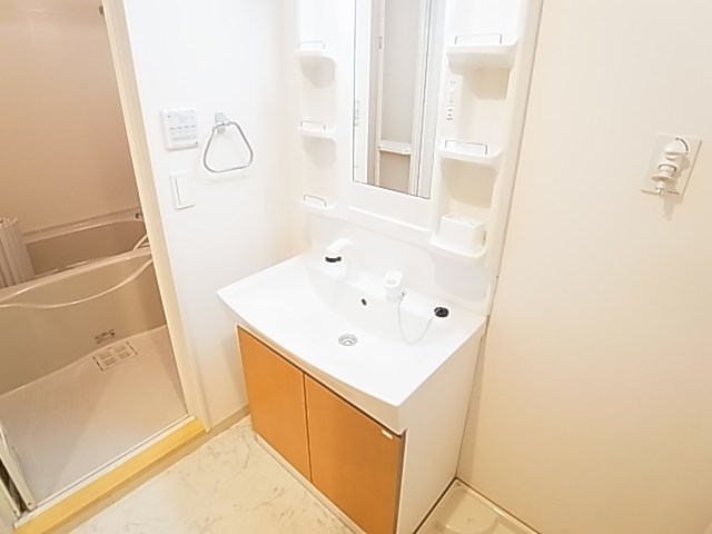 洗面設備　同仕様別部屋