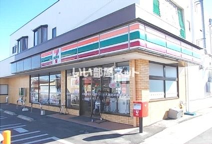 コンビニ　セブンイレブン 小田原飯泉店（コンビニ）まで268m