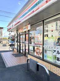 コンビニ　セブンイレブン名古屋平子橋西店（コンビニ）まで483m
