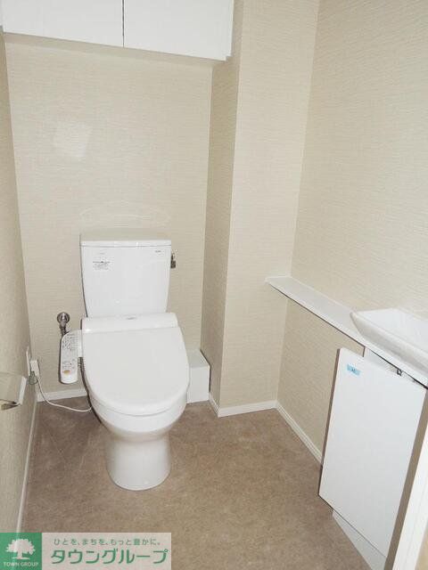 トイレ　※写真は同タイプ住戸です。