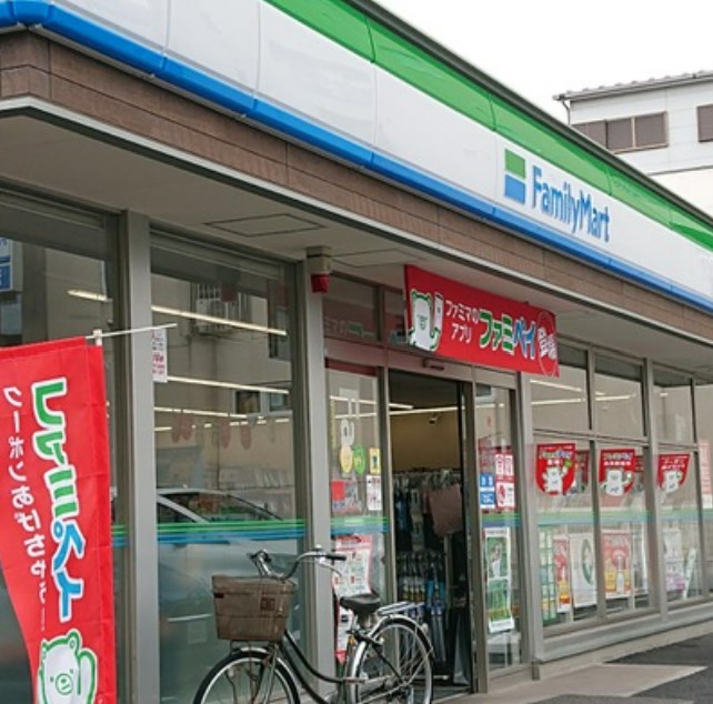 コンビニ　ファミリーマート江東石島店（コンビニ）まで211m