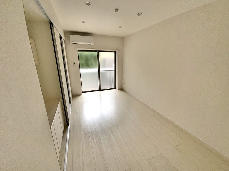 居室・リビング　他室参考写真　白を基調としたお部屋です