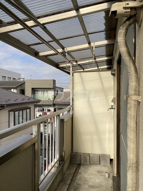 【川口市芝高木のマンションのバルコニー】