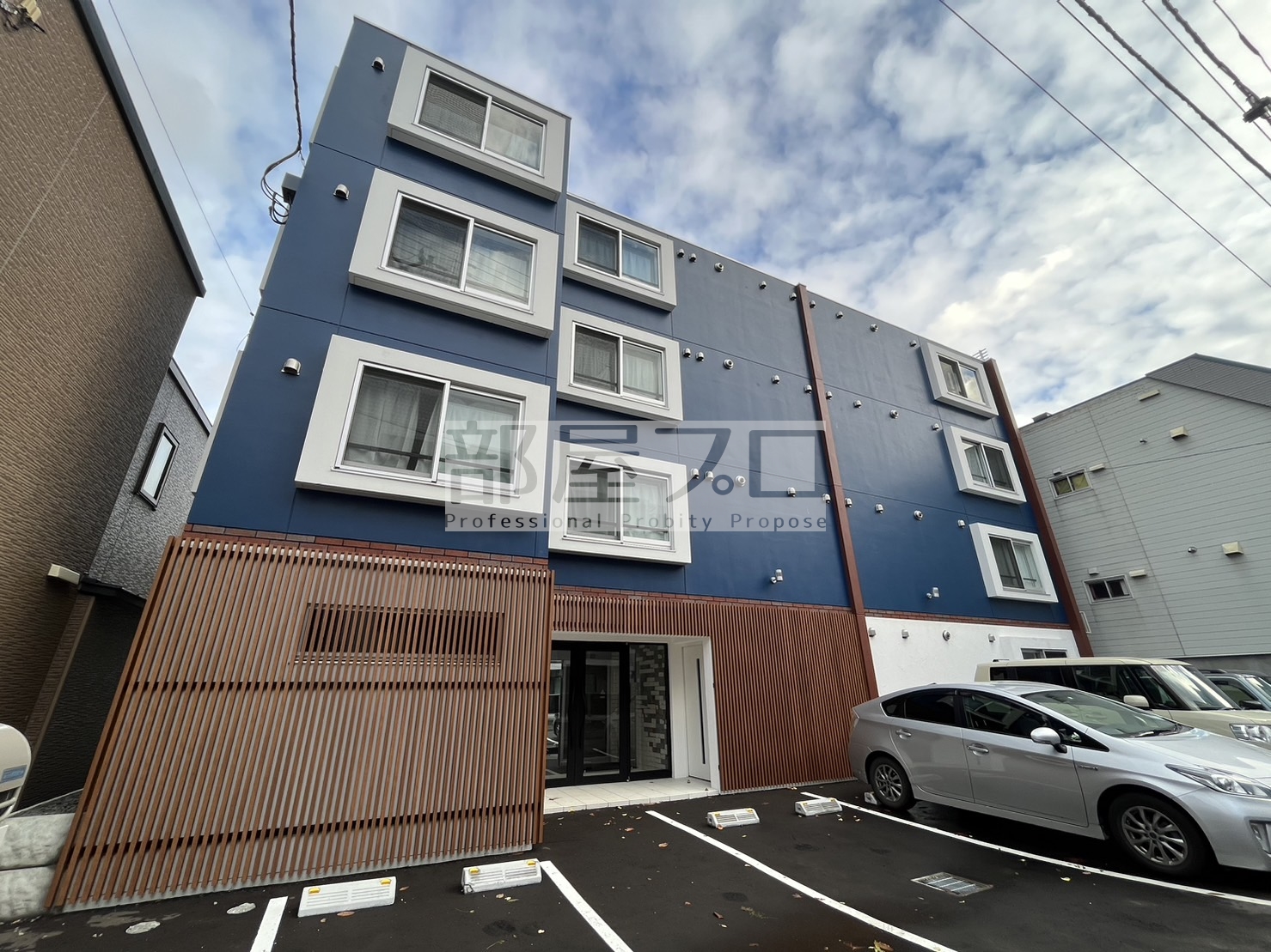北海道札幌市豊平区平岸三条９（マンション）の賃貸物件の外観