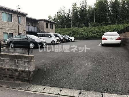 【ハイアイランド志井の駐車場】